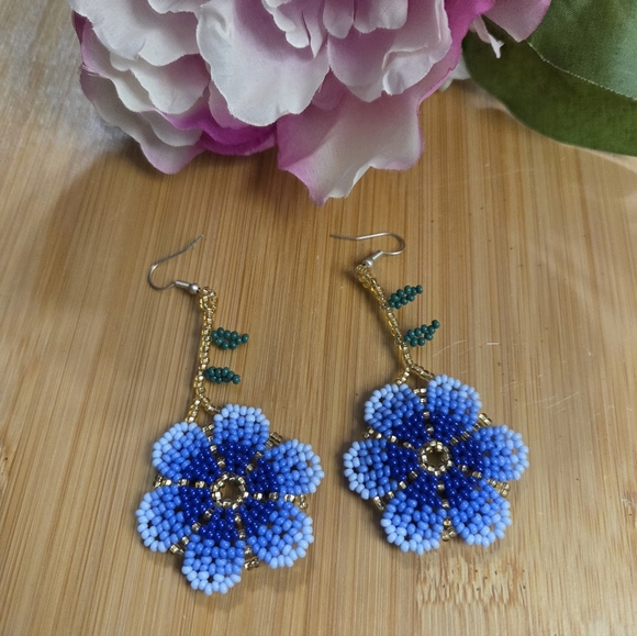 Jewelry - Artisan Handcrafted Blue Floral Beaded Earrings